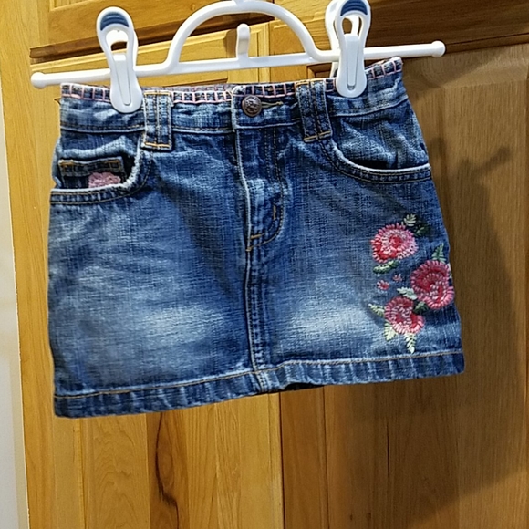 GAP Other - 🔹️HP🔹️Gap floral jean skirt size 3T